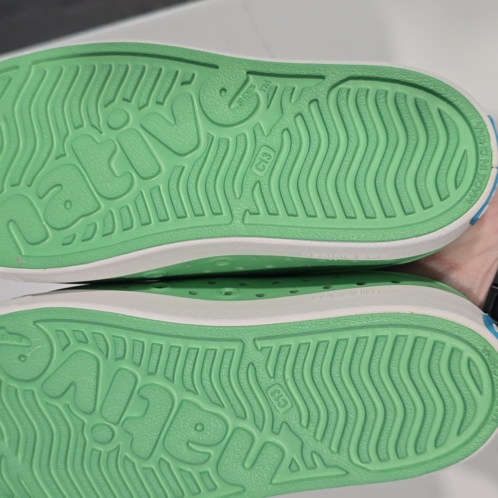 Kids Native Jefferson Clog Sugarlite Green Size C13 New In Box - Picture 3 of 7